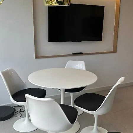 アパート Roymar 14 Playa ベニドルム